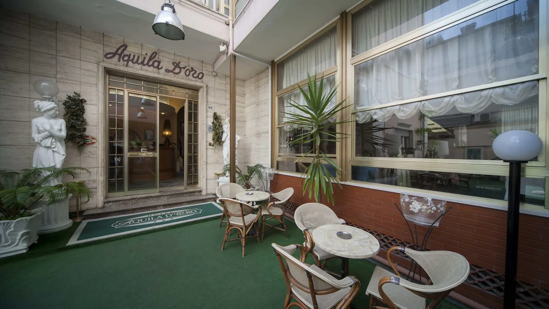 Hotel Aquila D'Oro Riccione 3*,  Italien